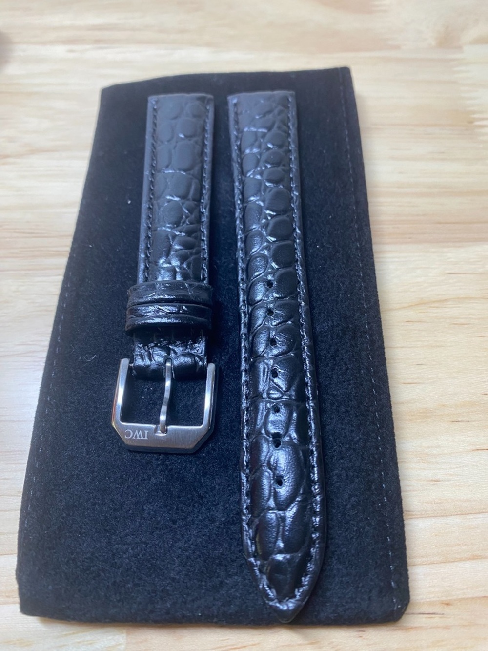 Vintage IWC Black Crocodile-Pattern Leather Watch Strap with Branded Buckle 18mm